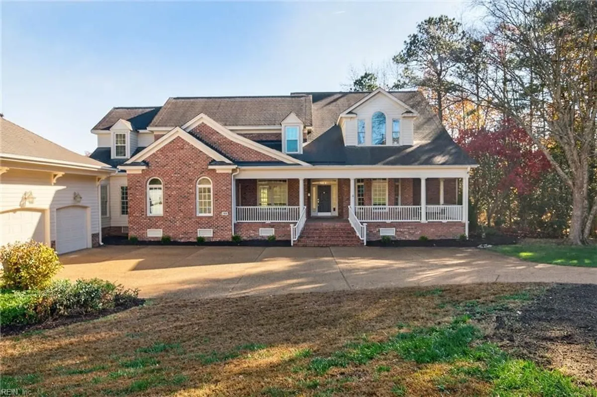 Property Slideshow image 1 of 43 | 169 waterton, Williamsburg, VA, 23188