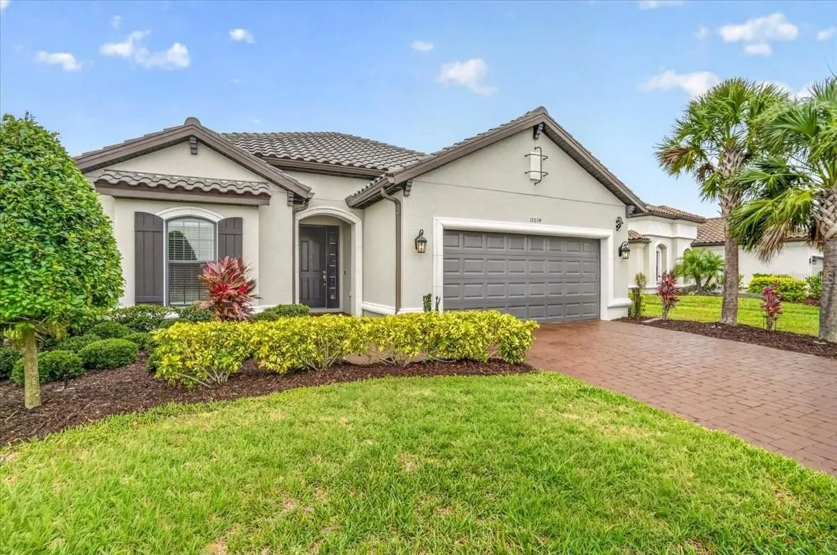 Property Slideshow image 1 of 81 | 11014 wicker park pl, Palmetto, FL, 34221