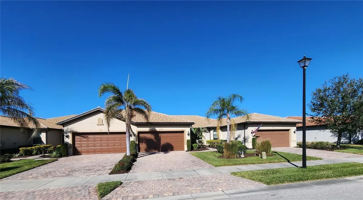 Property Slideshow image 1 of 38 | 13892 alafaya st, Venice, FL, 34293