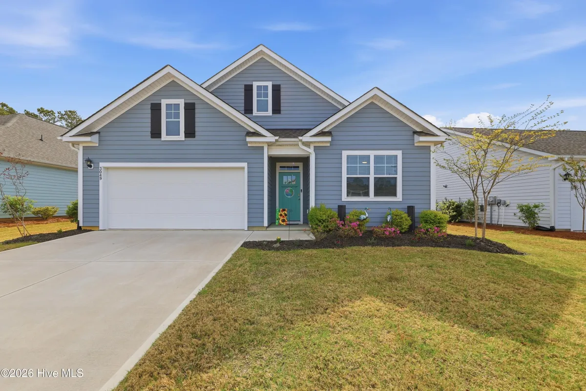 Property Slideshow image 1 of 91 | 3049 lochgreen cir, Leland, NC, 28451