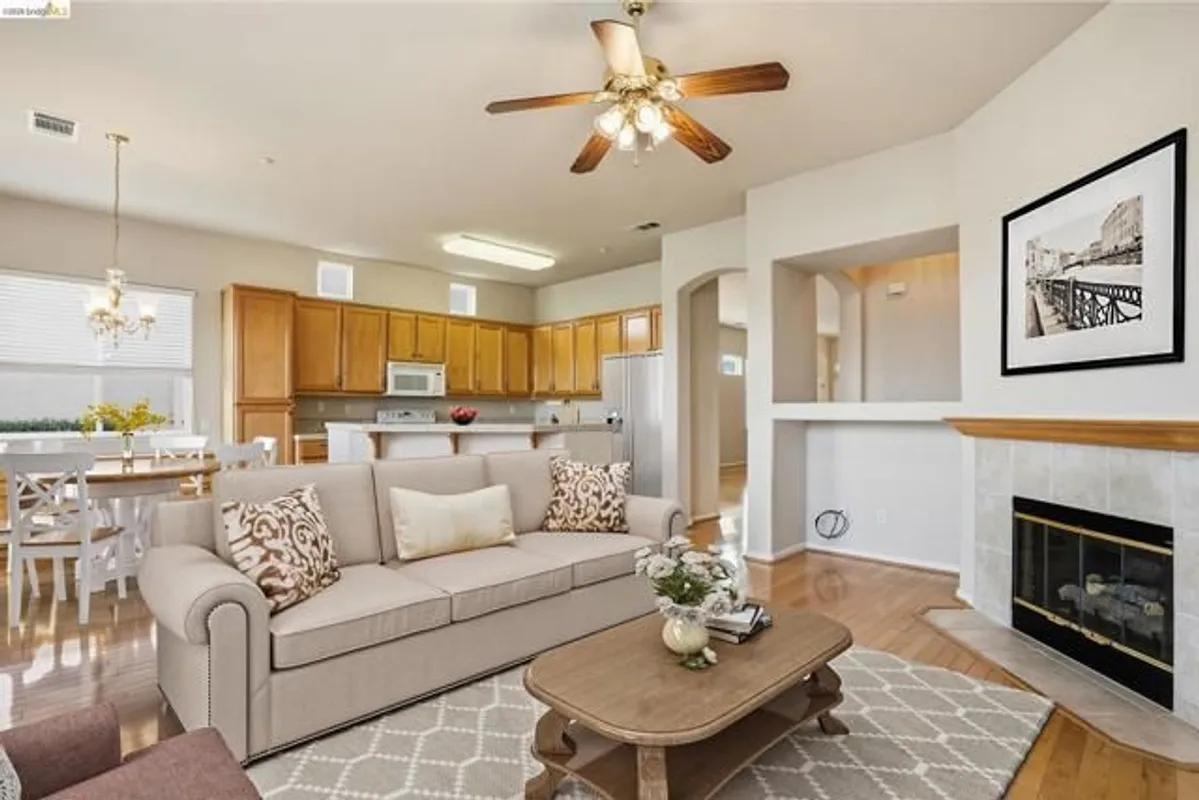 Property Slideshow image 1 of 27 | 1036 bismarck ter, Brentwood (Cc), CA, 94513
