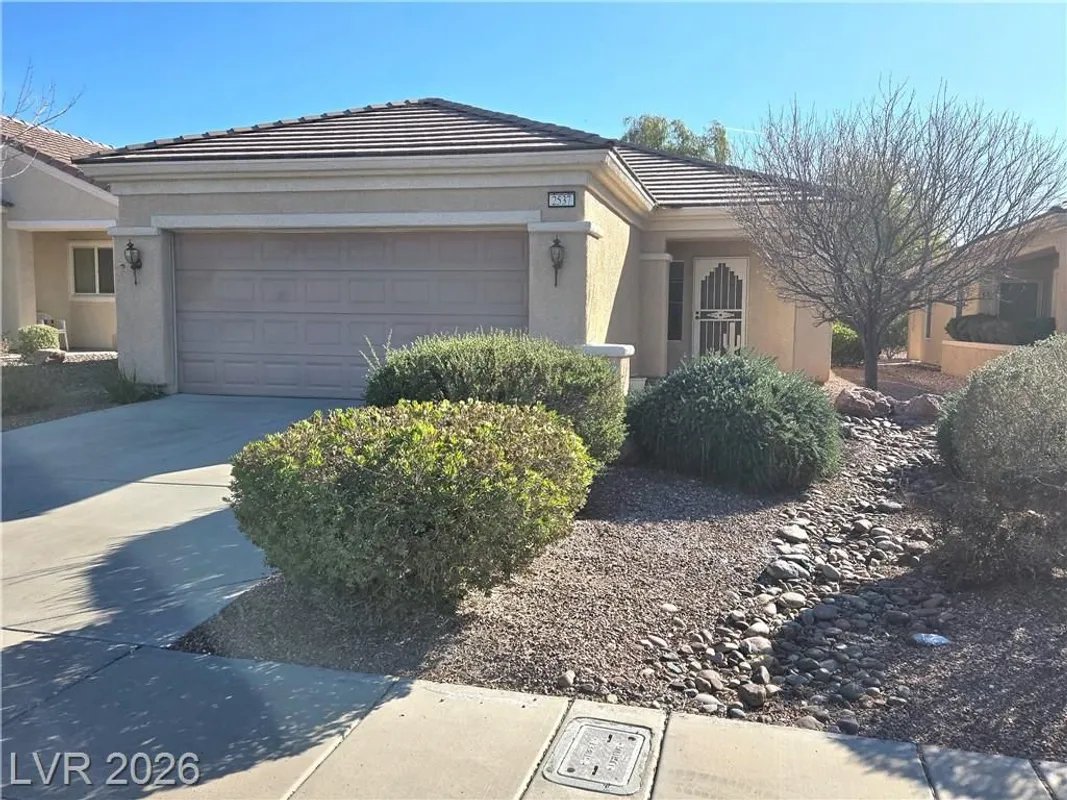 Property Slideshow image 1 of 31 | 2537 libretto ave, Henderson, NV, 89052