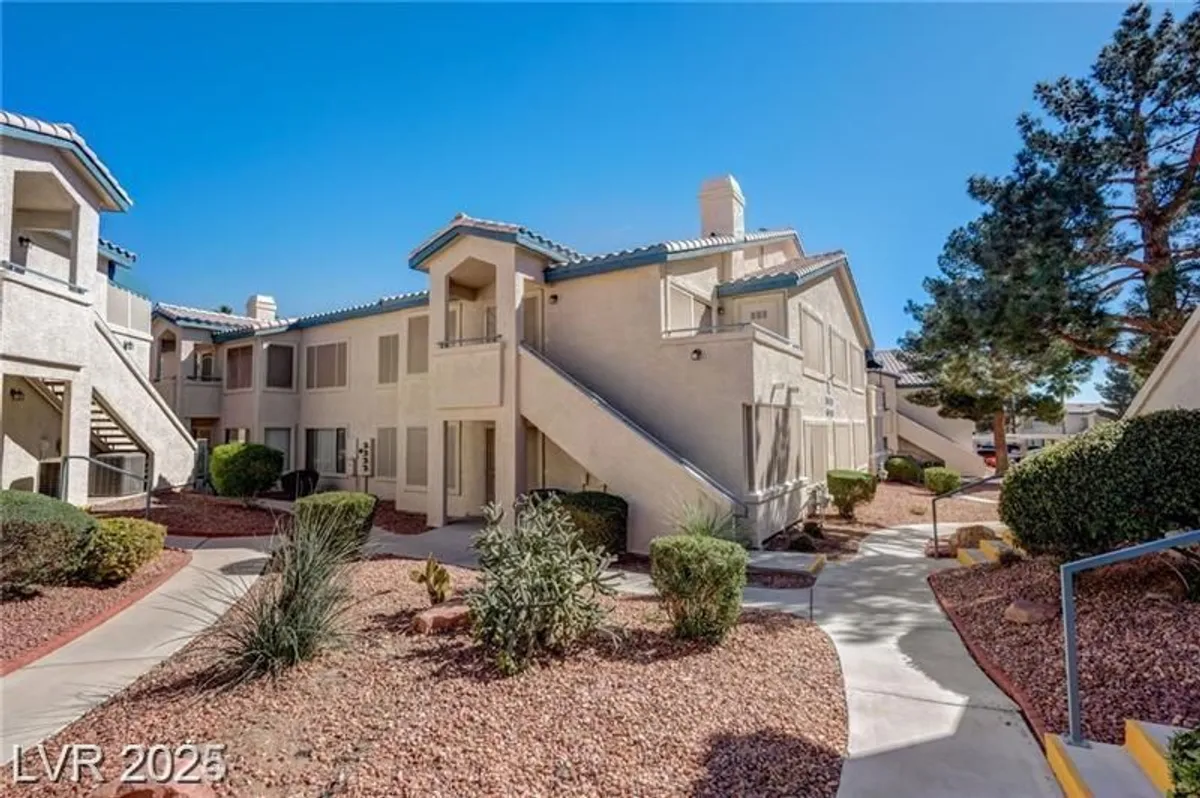 Property Slideshow image 1 of 12 | 3425 e russell rd 220, Las Vegas, NV, 89120