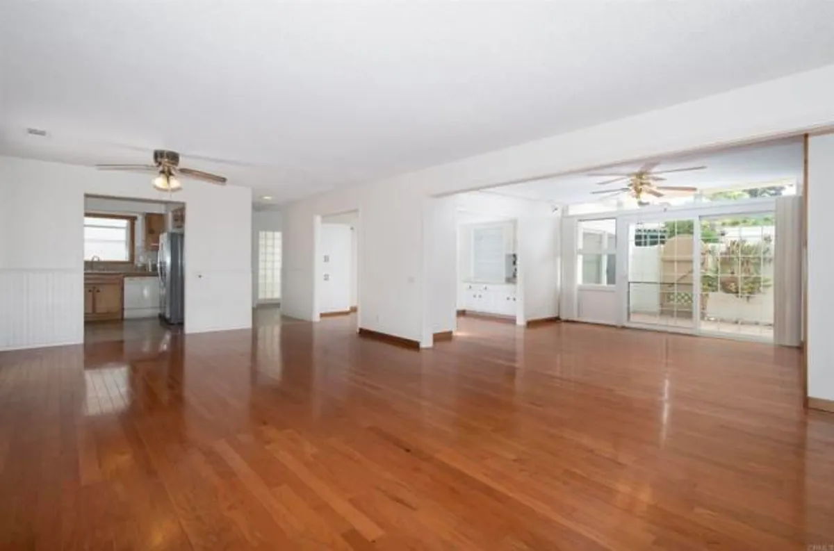 Property Slideshow image 1 of 32 | 3621 vista campana 11, Oceanside, CA, 92057