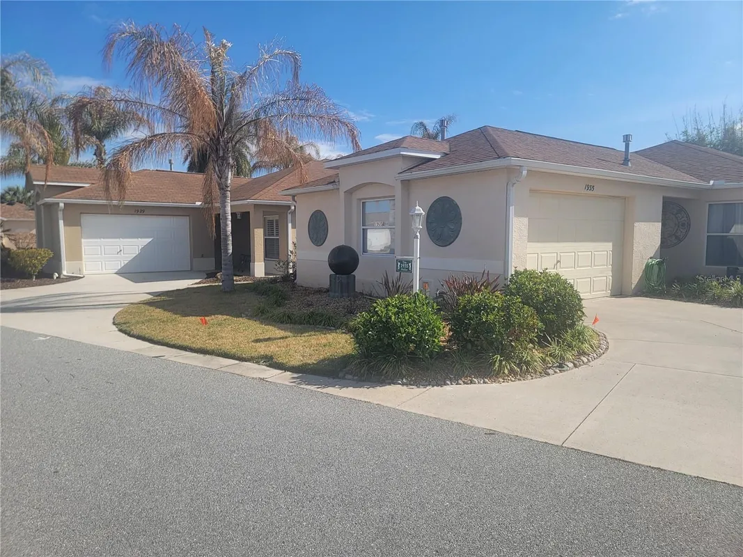 Property Slideshow image 1 of 2 | 1935 mcconnells ave, The Villages, FL, 32162