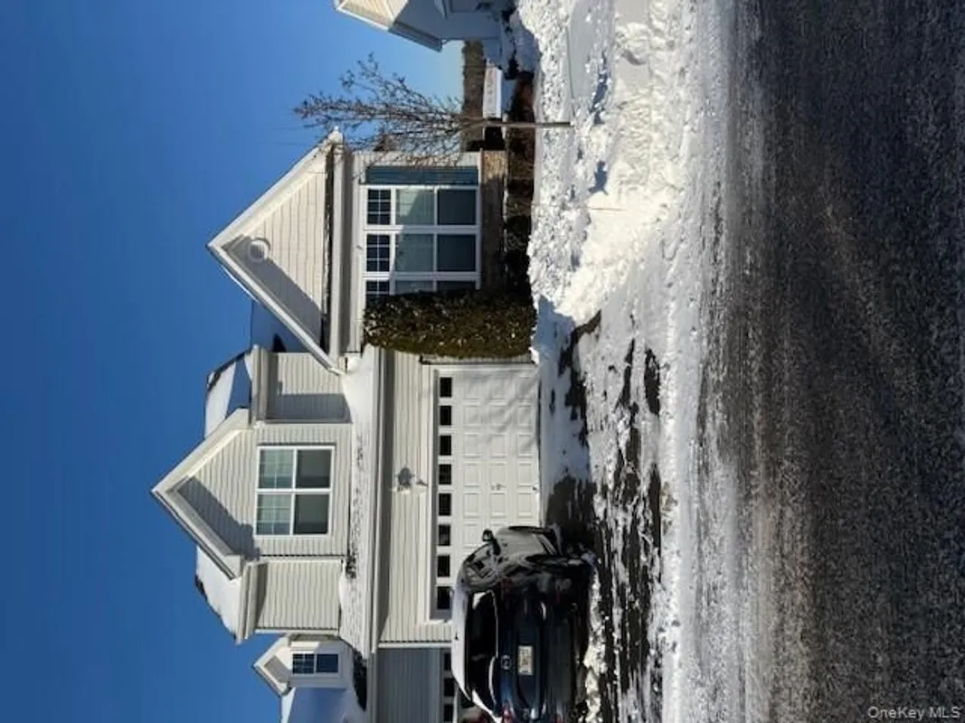 Property Slideshow image 1 of 19 | 146 augusta dr, Medford, NY, 11763