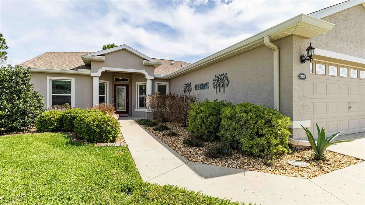 Property Slideshow image 1 of 40 | 27118 roanoke dr 516, Leesburg, FL, 34748