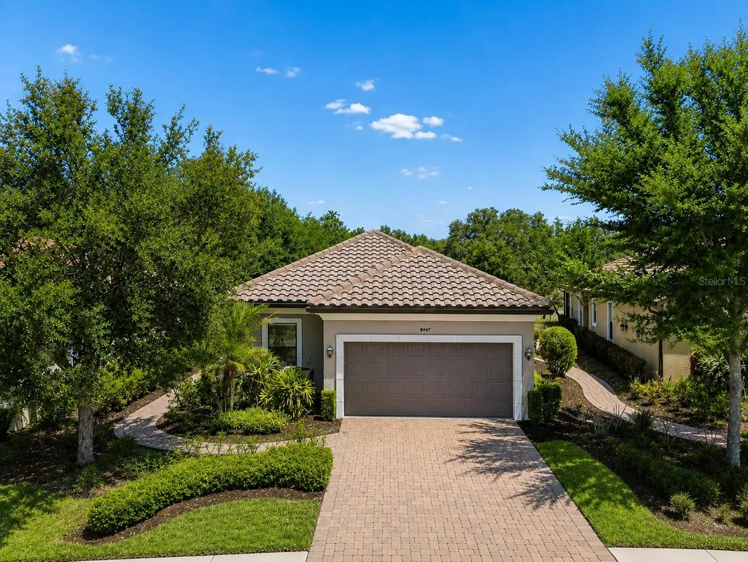 Property Slideshow image 1 of 86 | 8447 alberata vista dr, Tampa, FL, 33647