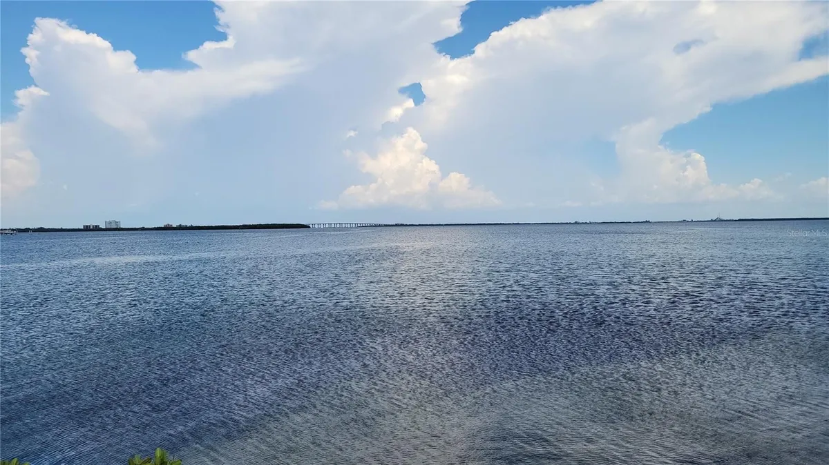 Property Slideshow image 1 of 26 | 6322 palma del mar blvd 106, St Petersburg, FL, 33715