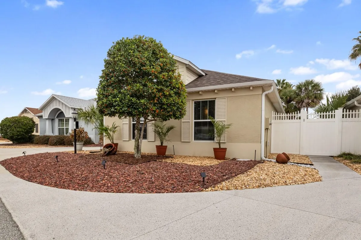 Property Slideshow image 1 of 30 | 1204 flamingo pl, The Villages, FL, 32162