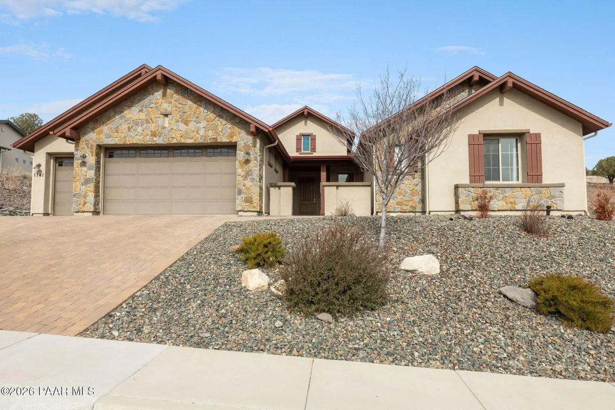 Property Slideshow image 1 of 50 | 1141 sunrise blvd, Prescott, AZ, 86301