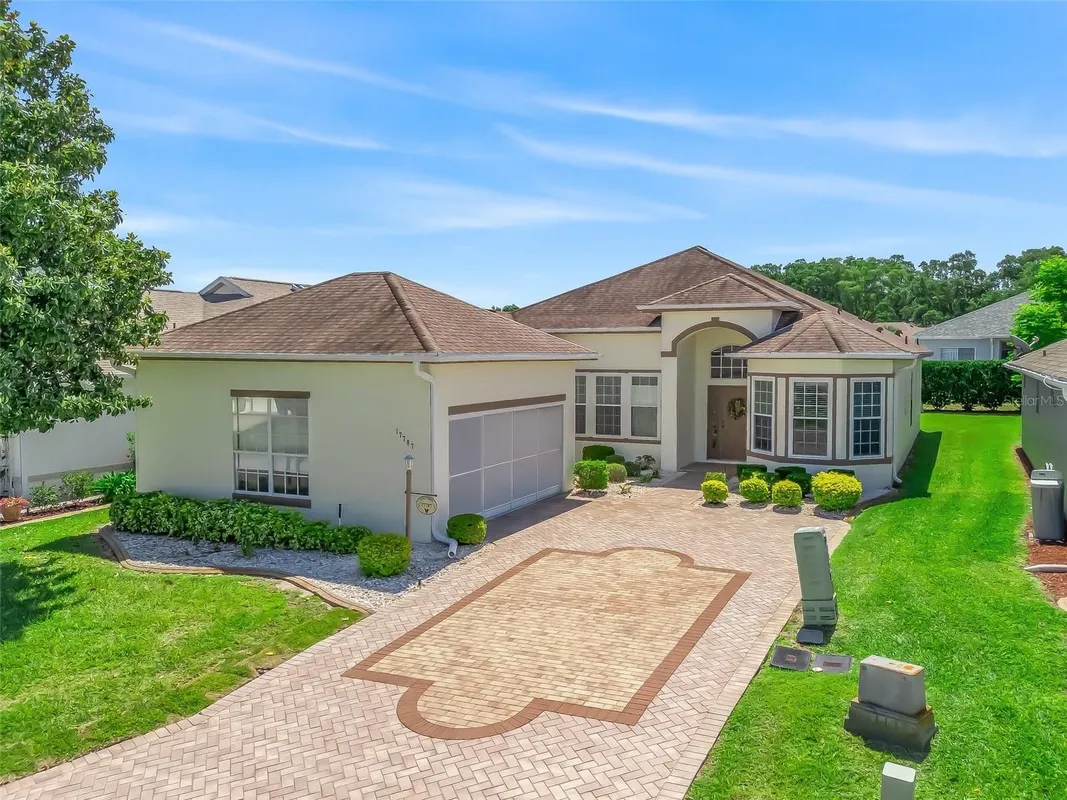 Property Slideshow image 1 of 64 | 17787 se 114th ave, Summerfield, FL, 34491