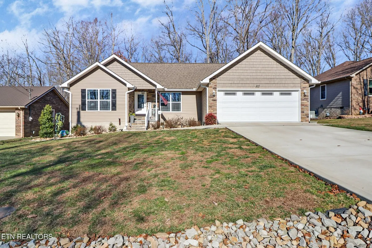 Property Slideshow image 1 of 30 | 311 lakeview dr, Crossville, TN, 38558