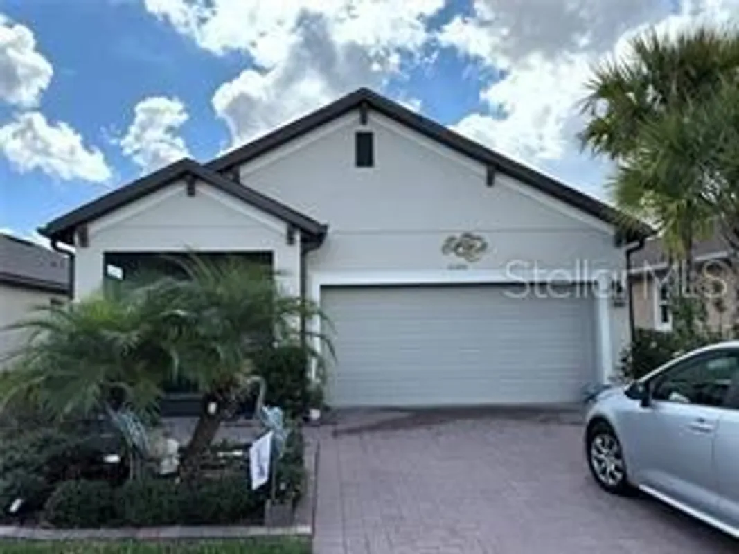 Property Slideshow image 1 of 1 | 2188 palm tree dr, Kissimmee, FL, 34759
