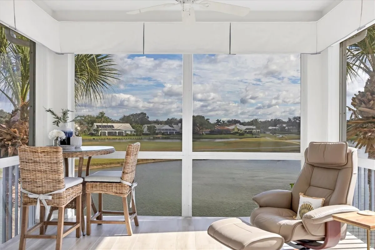Property Slideshow image 1 of 42 | 119 woodbridge dr unit 203, Venice, FL, 34293