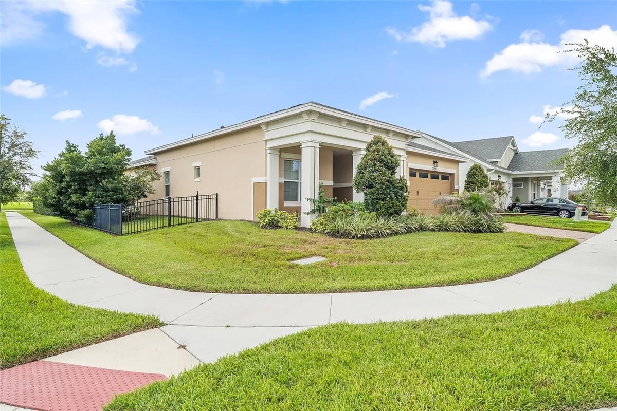 Property Slideshow image 1 of 66 | 2757 southland st, St Cloud, FL, 34772