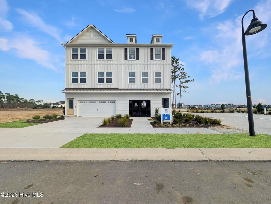 Property Slideshow image 1 of 46 | 320 barnacle run, Wilmington, NC, 28412