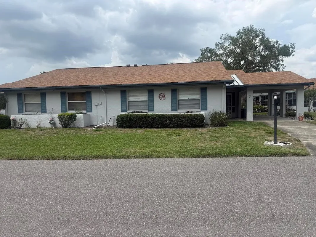 Property Slideshow image 1 of 14 | 508 foxglove cir b, Sun City Center, FL, 33573