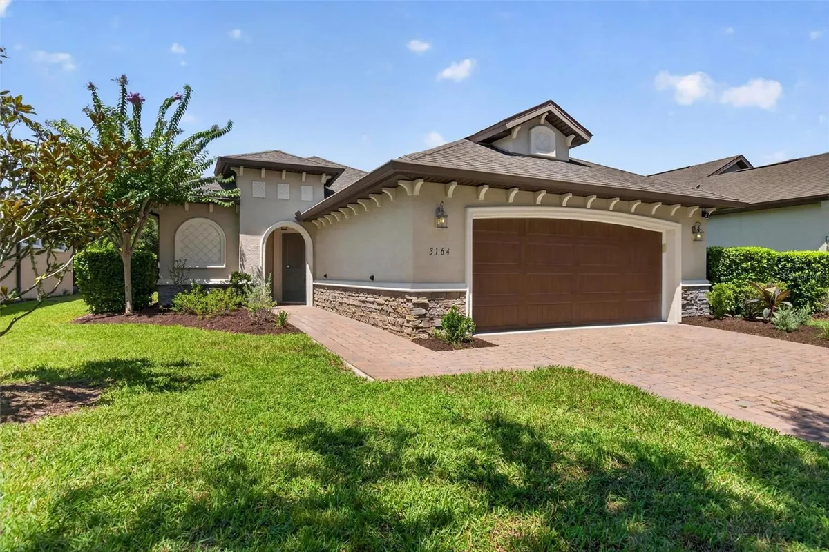 Property Slideshow image 1 of 53 | 3164 connemara dr, Ormond Beach, FL, 32174