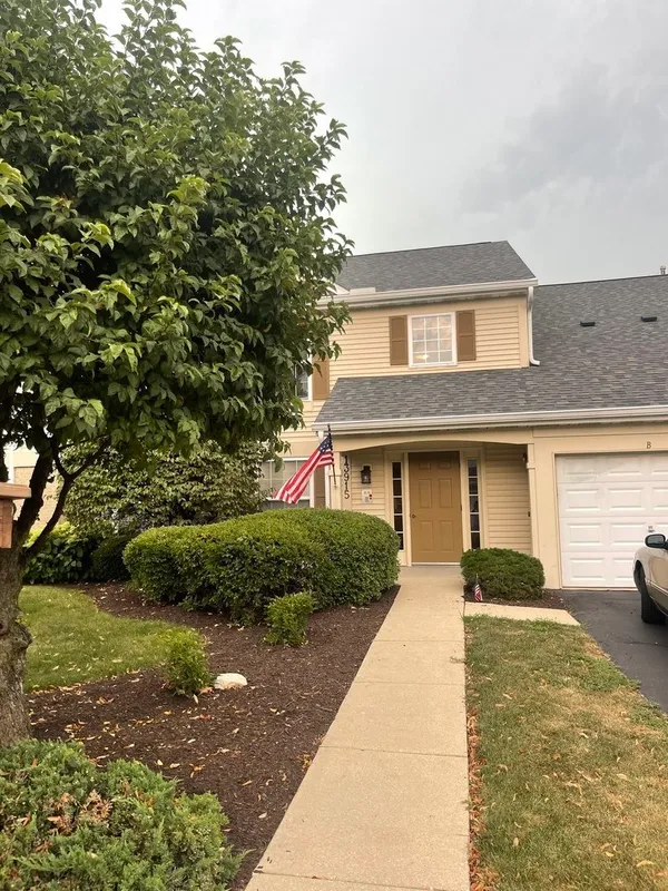 Property Slideshow image 1 of 2 | 13915 s bristlecone ln c, Plainfield, IL, 60544