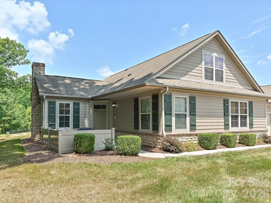 Property Slideshow image 1 of 28 | 3520 s bank ct, Matthews, NC, 28105