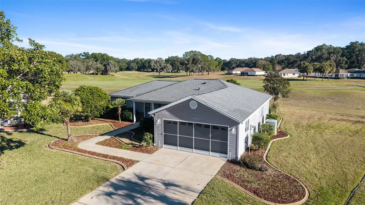 Property Slideshow image 1 of 79 | 11287 sw 136th pl, Dunnellon, FL, 34432
