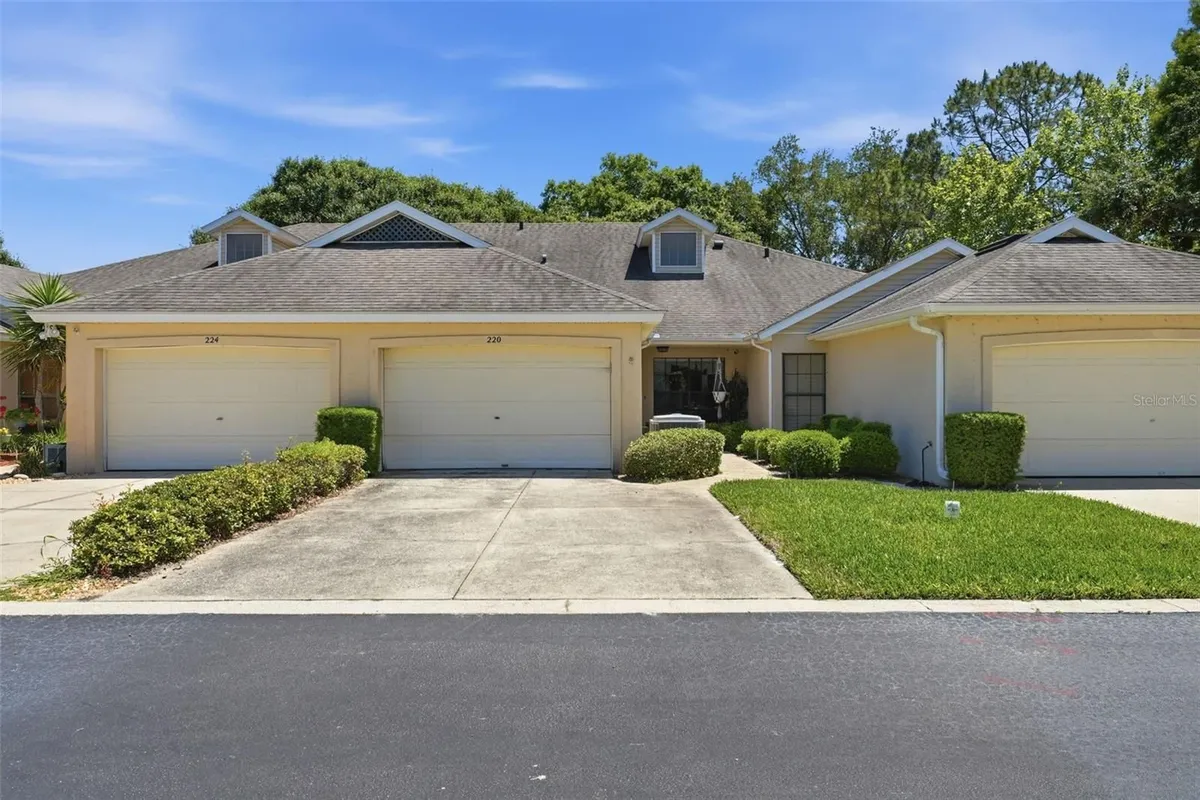 Property Slideshow image 1 of 36 | 220 juniper way, Tavares, FL, 32778