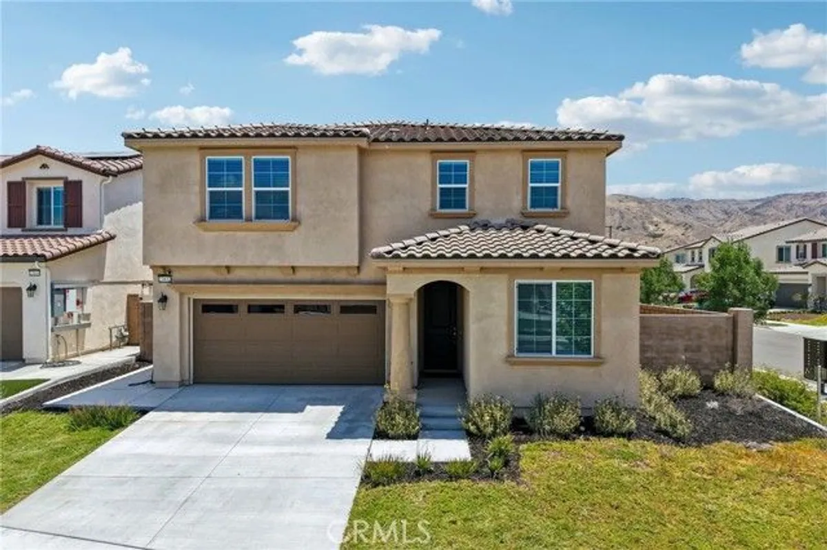 Property Slideshow image 1 of 65 | 23832 endsley ct, Corona, CA, 92883