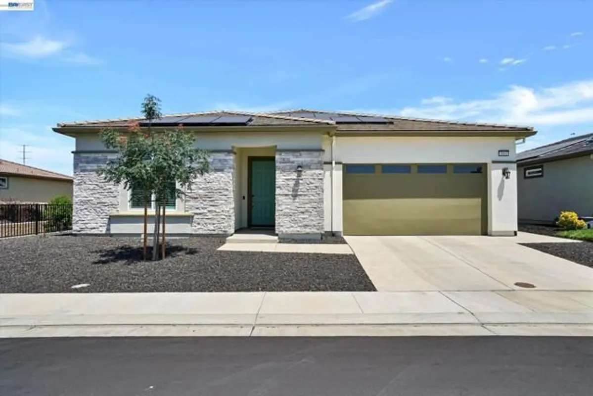 Property Slideshow image 1 of 35 | 1860 morello dr, Brentwood (Cc), CA, 94513