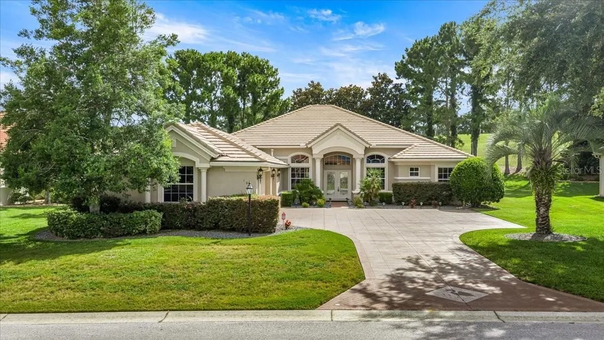 Property Slideshow image 1 of 95 | 1861 n eagle chase dr, Hernando, FL, 34442