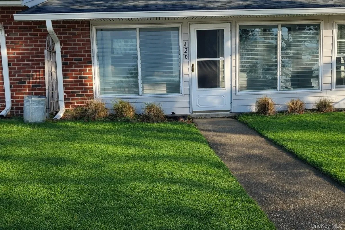 Property Slideshow image 1 of 14 | 42 trent ct d, Ridge, NY, 11961