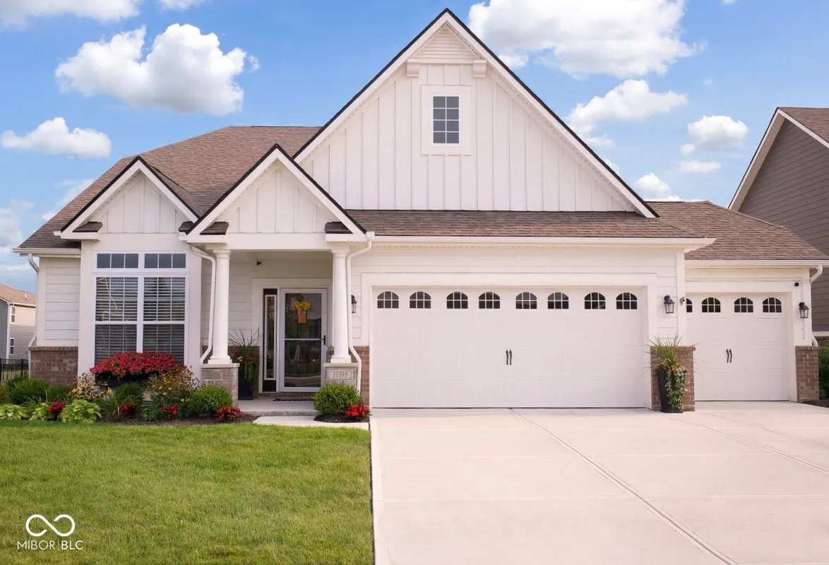 Property Slideshow image 1 of 34 | 11395 wicker ln, Noblesville, IN, 46060