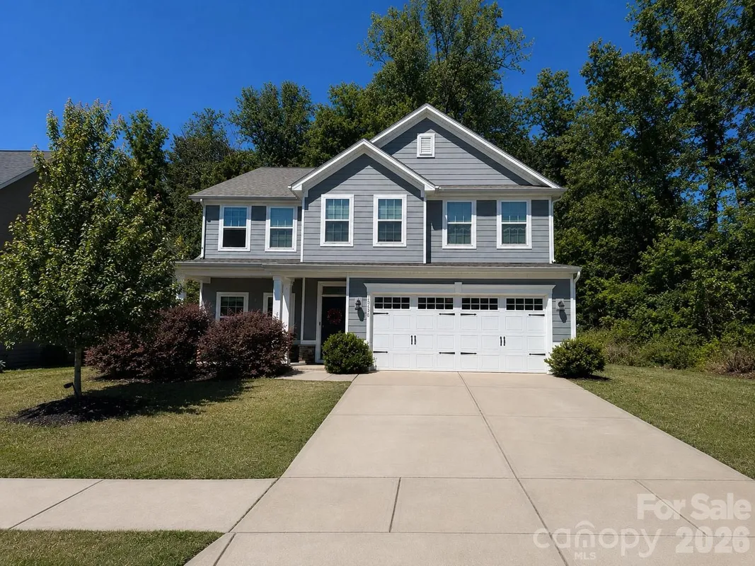 Property Slideshow image 1 of 1 | 10250 paper birch dr, Charlotte, NC, 28215
