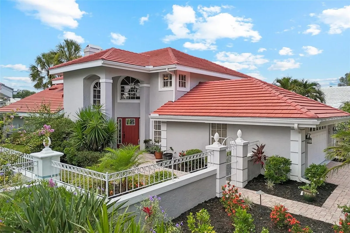 Property Slideshow image 1 of 32 | 404 cardiff rd 17, Venice, FL, 34293