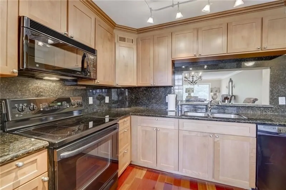 Property Slideshow image 1 of 17 | 2002 granada dr b3, Coconut Creek, FL, 33066