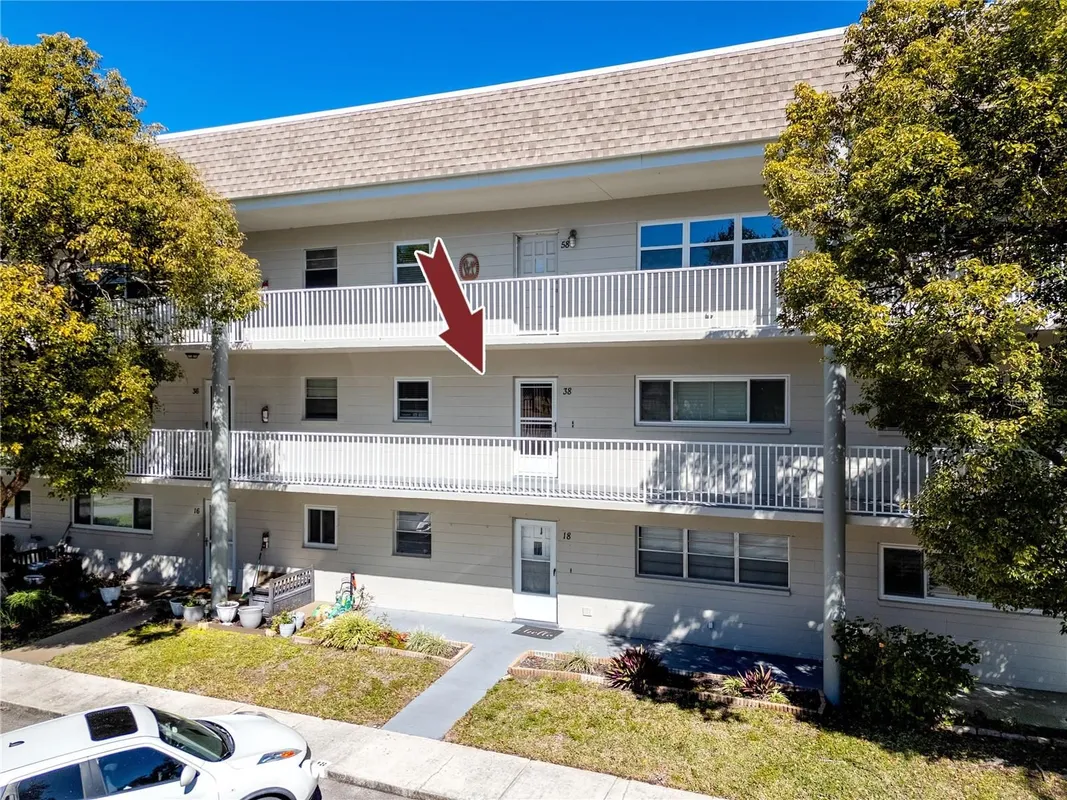 Property Slideshow image 1 of 54 | 2440 world parkway blvd 38, Clearwater, FL, 33763