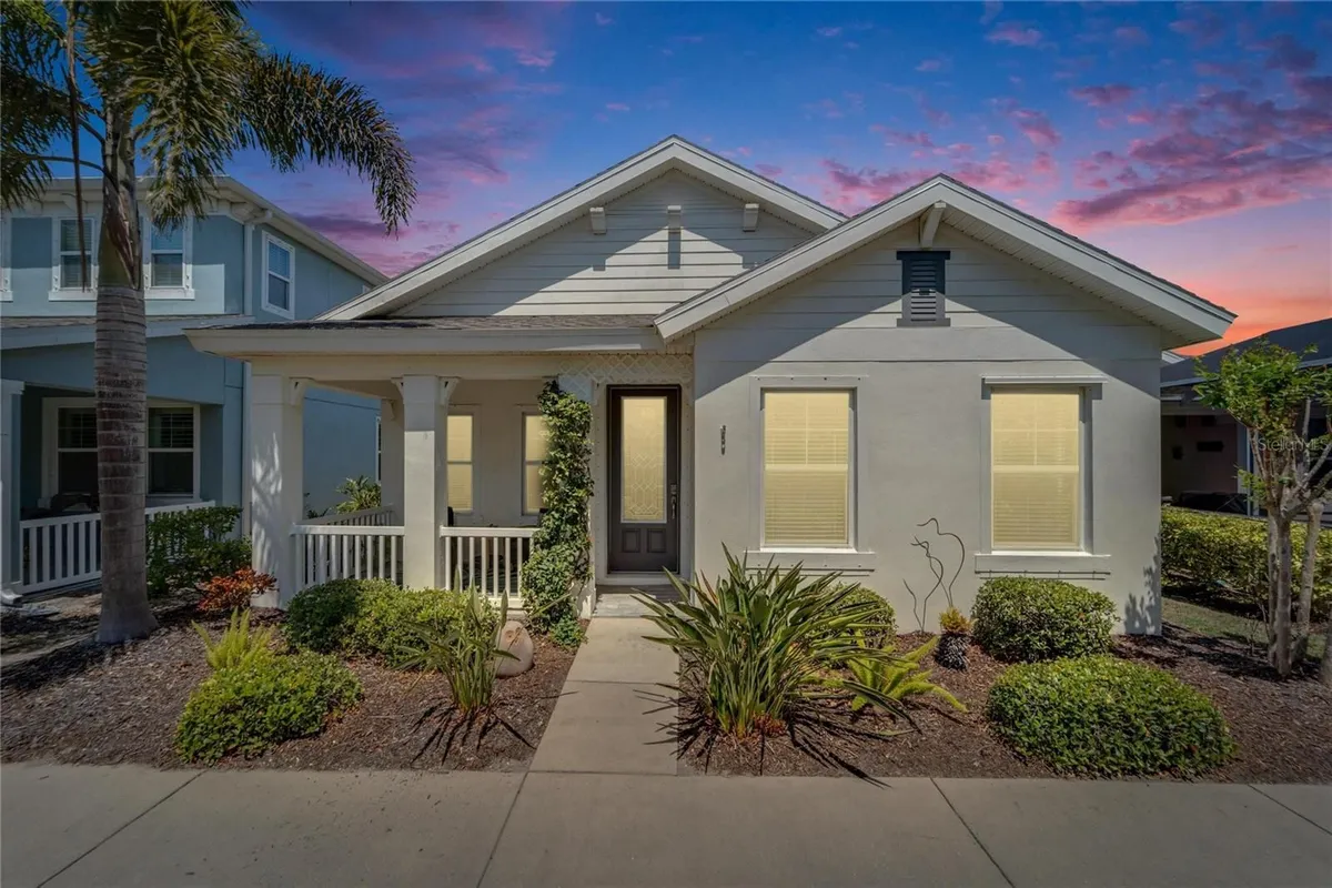 Property Slideshow image 1 of 70 | 606 winterside dr, Apollo Beach, FL, 33572