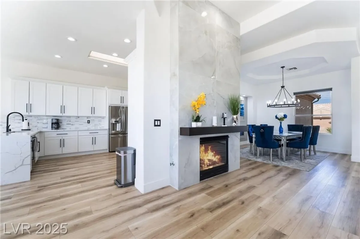 Property Slideshow image 1 of 42 | 10805 clarion ln, Las Vegas, NV, 89134