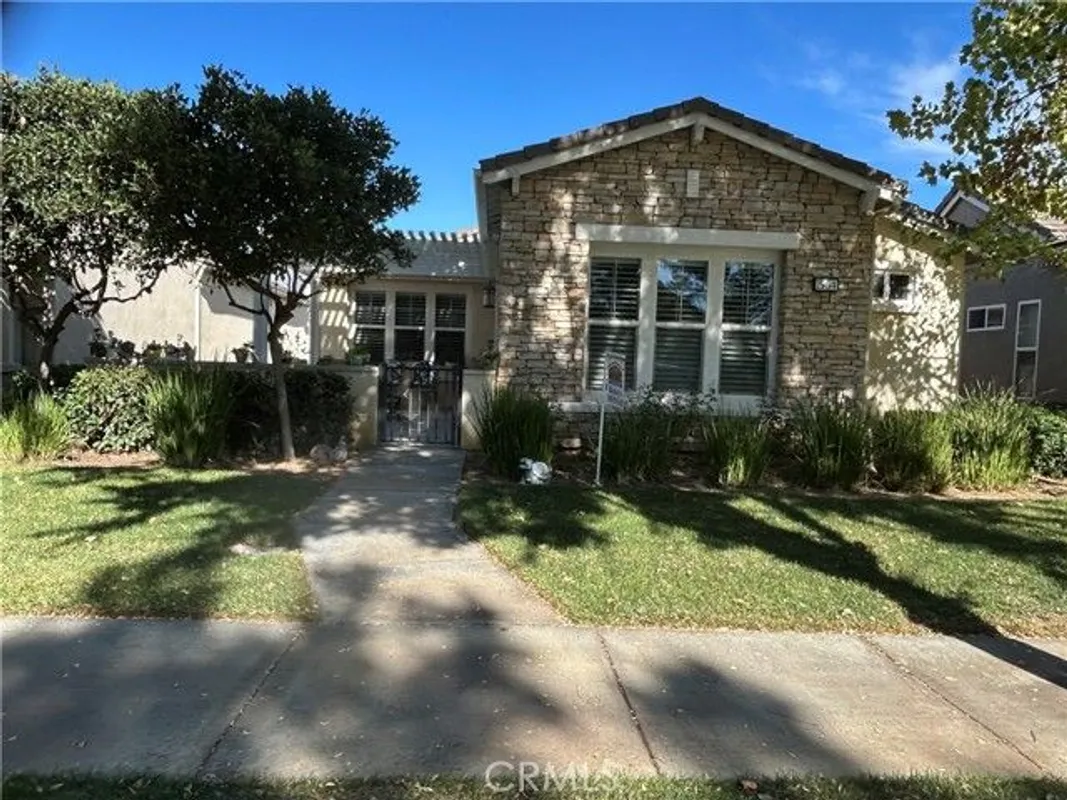 Property Slideshow image 1 of 38 | 1564 four seasons cir, Beaumont, CA, 92223