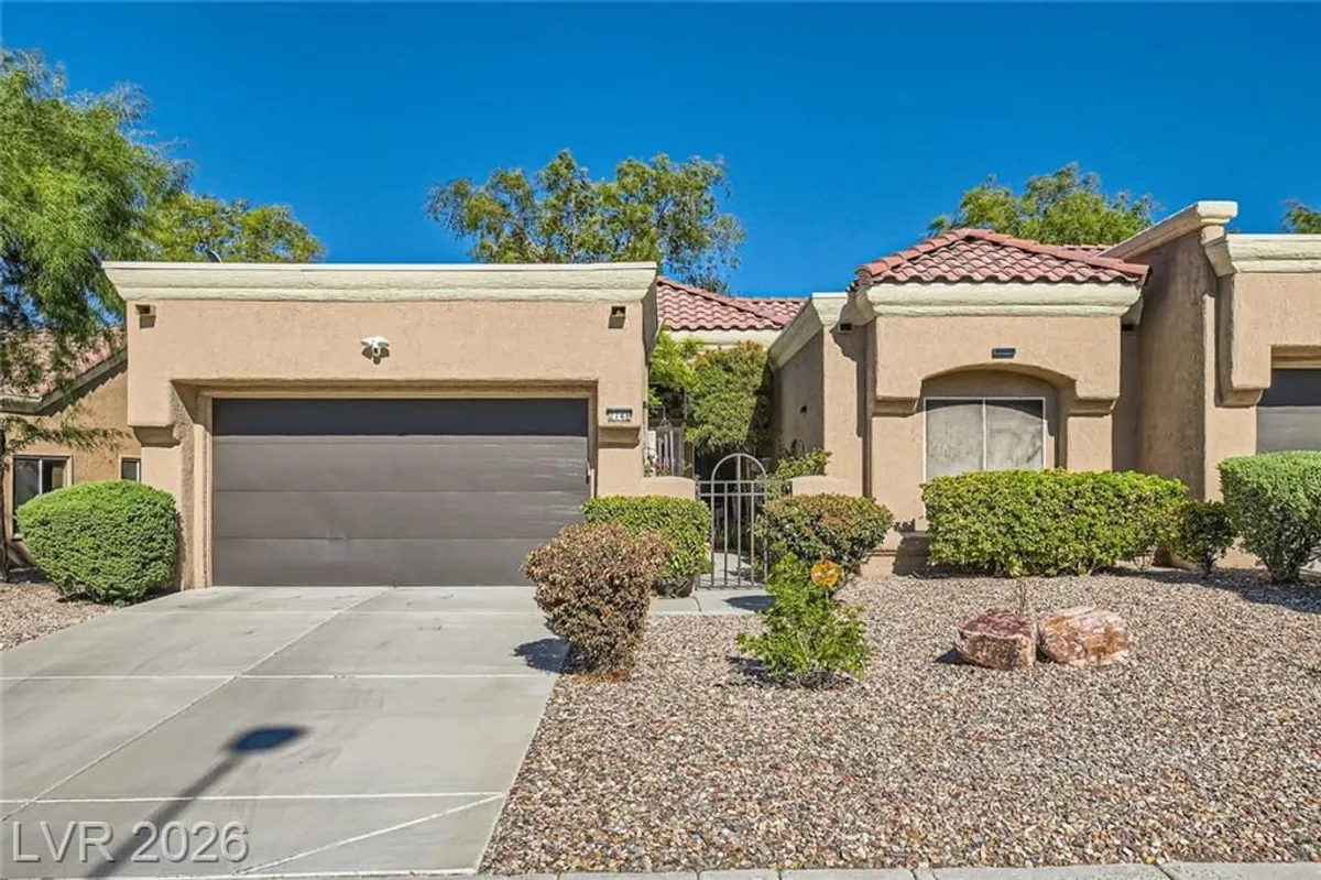 Property Slideshow image 1 of 40 | 2740 desert crystal dr, Las Vegas, NV, 89134