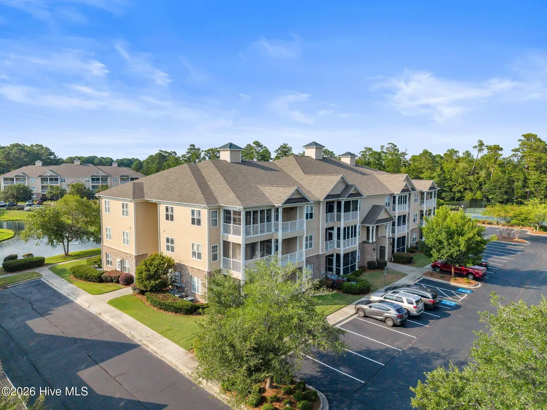 Property Slideshow image 1 of 41 | 235 woodlands way 14, Calabash, NC, 28467