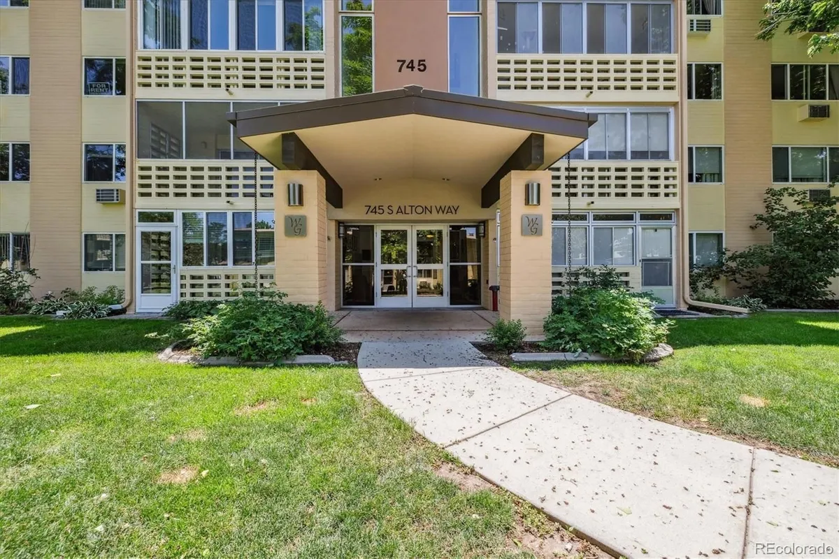 Property Slideshow image 1 of 39 | 745 s alton way unit 11a, Denver, CO, 80247