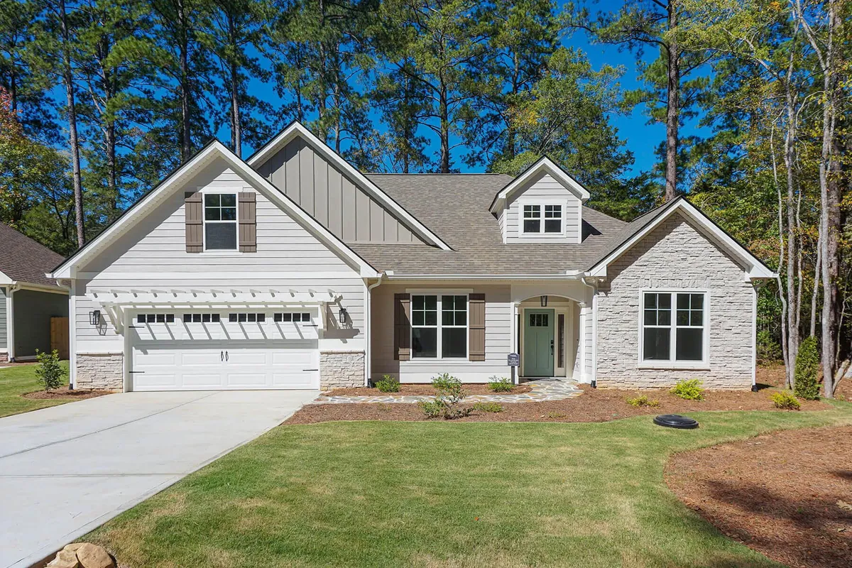 Property Slideshow image 1 of 3 | 402 sawgrass cv, Mccormick, SC, 29835