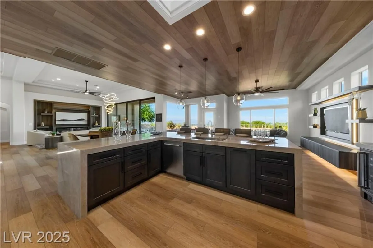 Property Slideshow image 1 of 56 | 2548 faiss dr, Las Vegas, NV, 89134