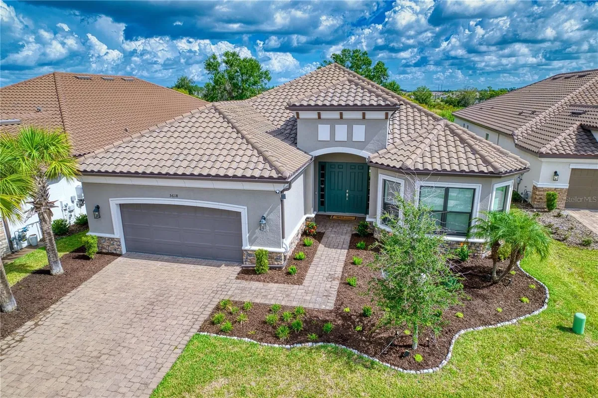 Property Slideshow image 1 of 60 | 5618 caserta ct, Palmetto, FL, 34221