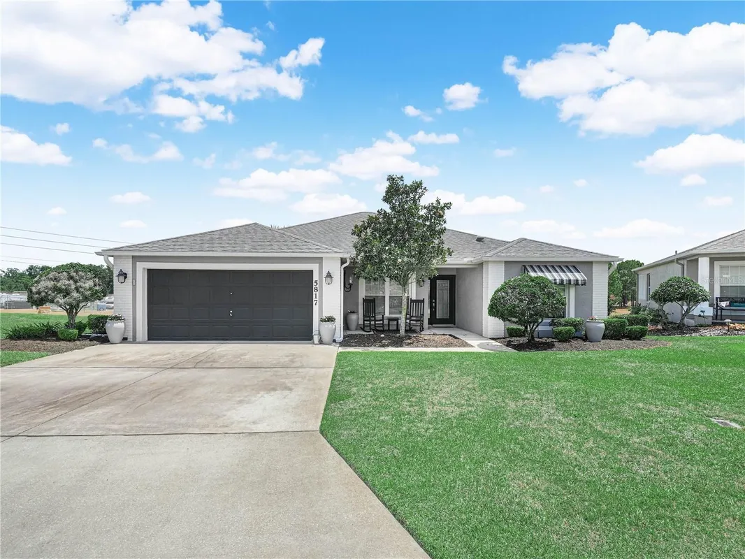 Property Slideshow image 1 of 29 | 5817 swallow dr, Lakeland, FL, 33809