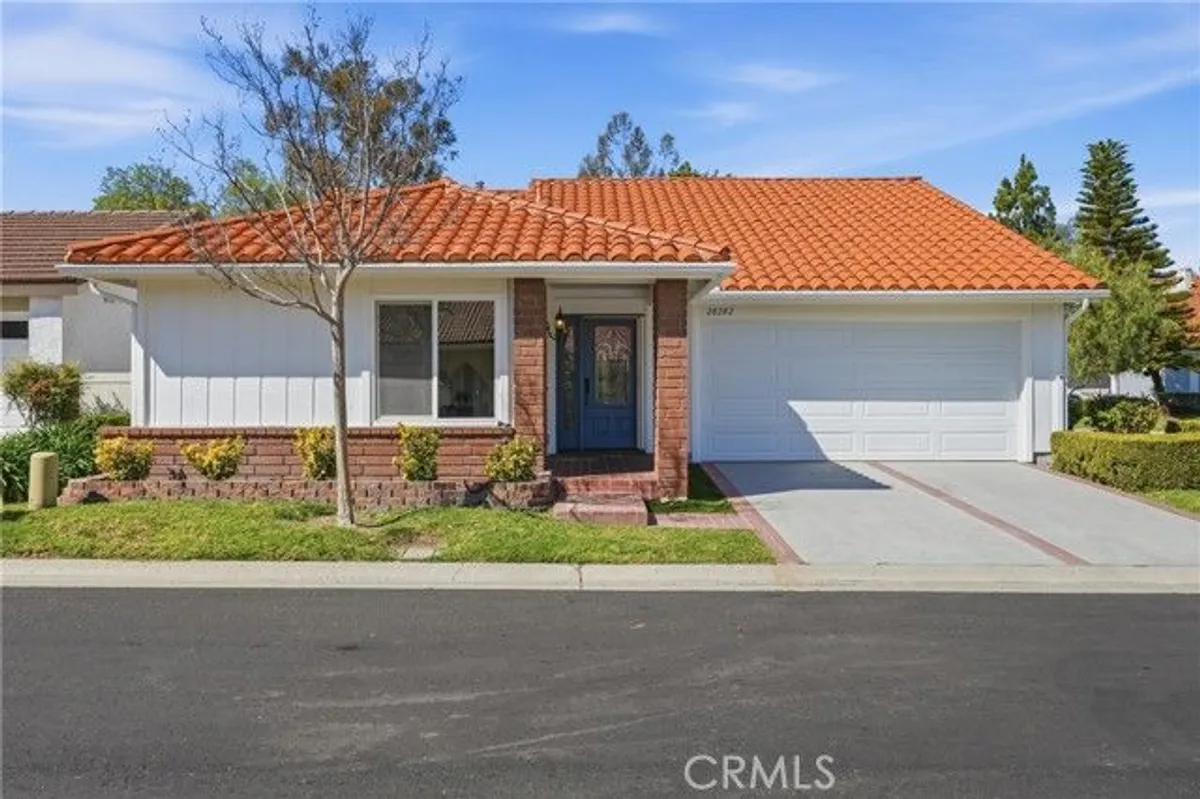 Property Slideshow image 1 of 33 | 28282 zarza, Mission Viejo, CA, 92692
