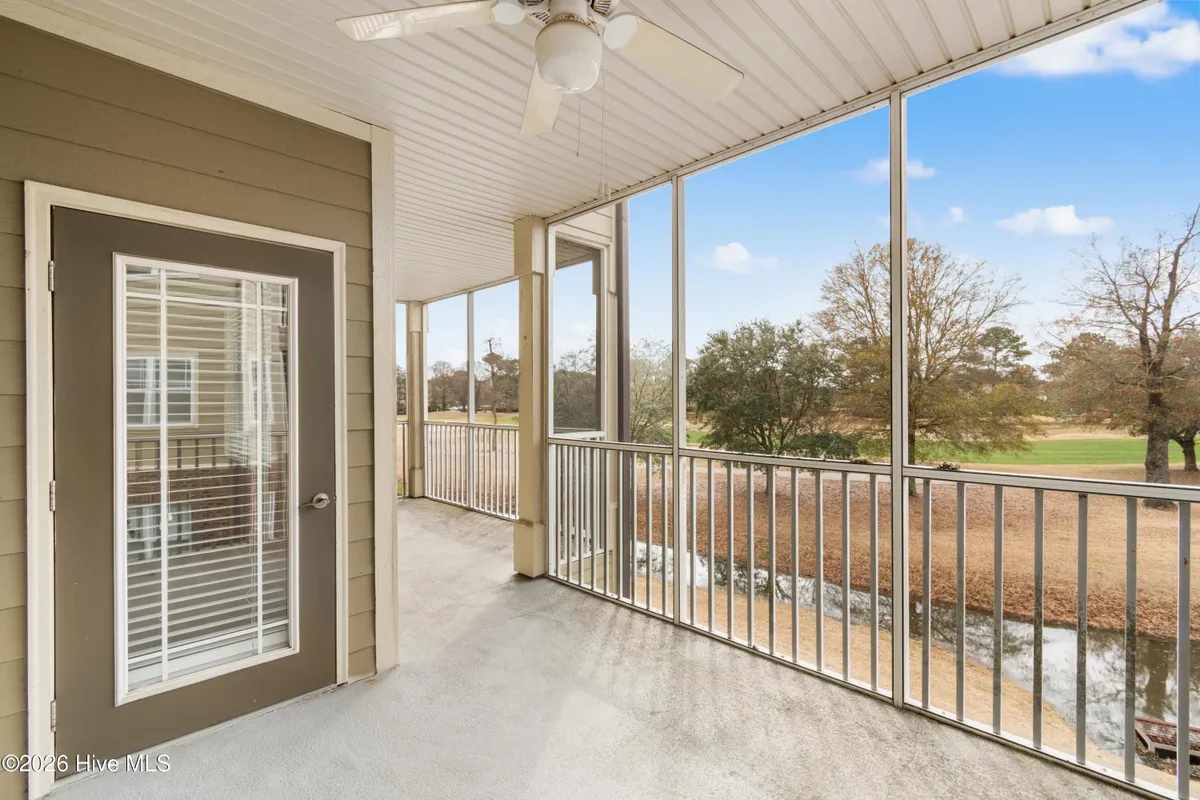 Property Slideshow image 1 of 30 | 395 s crow creek dr 1211, Calabash, NC, 28467