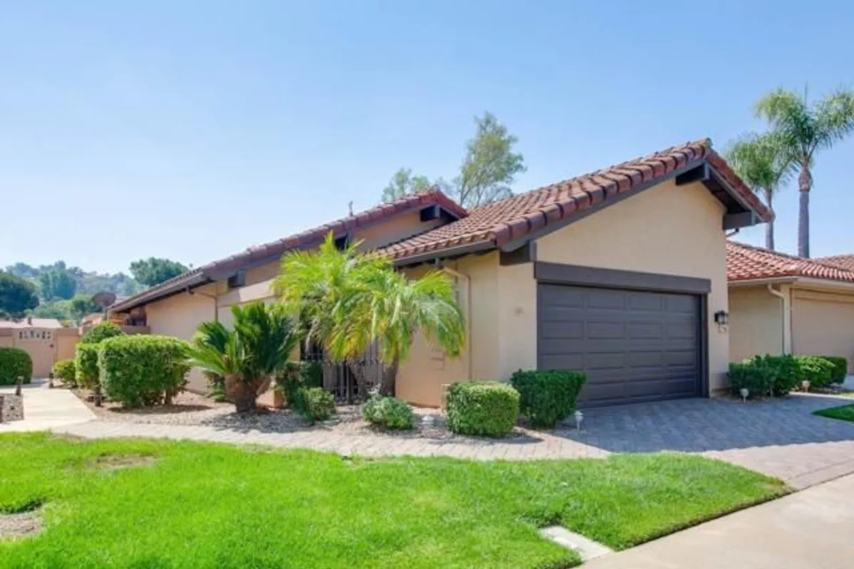 Property Slideshow image 1 of 39 | 17788 caminito balata, San Diego, CA, 92128