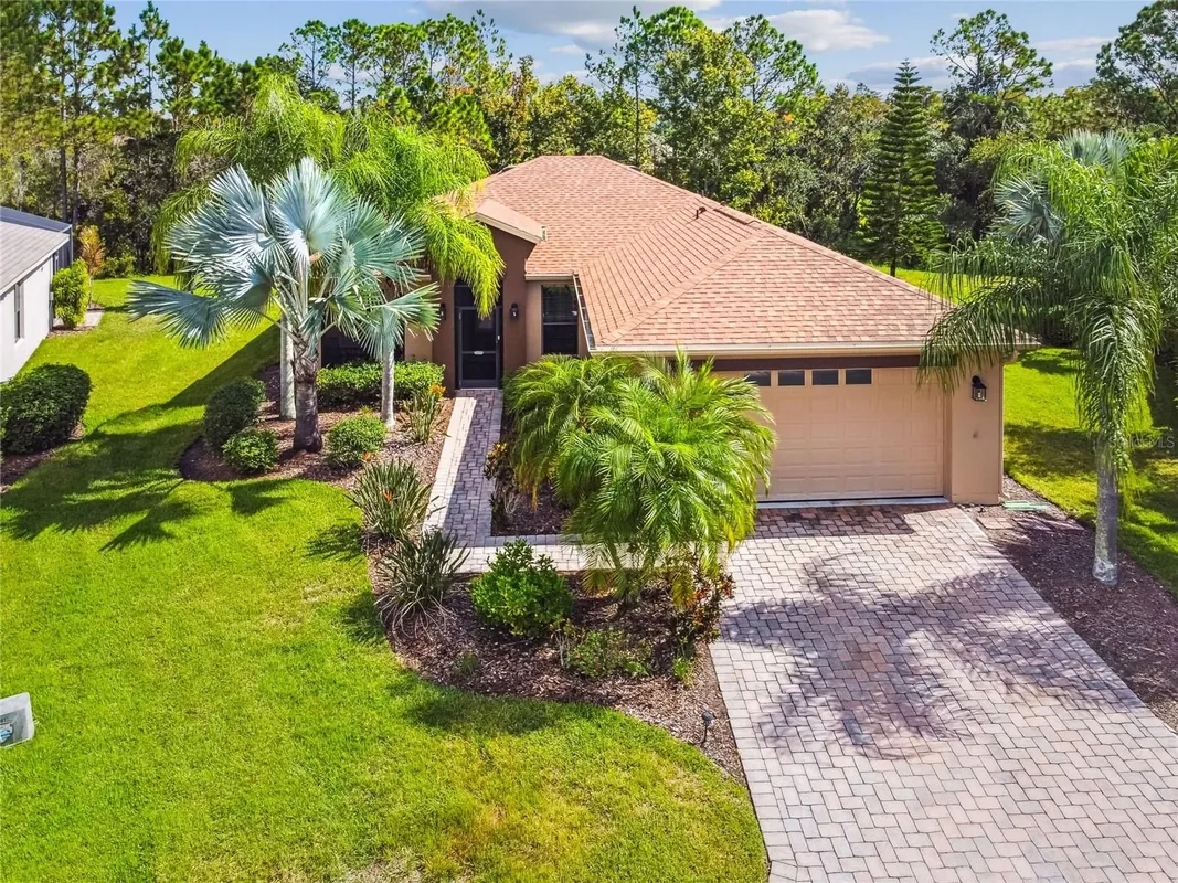 Property Slideshow image 1 of 60 | 107 los gatos pl, Poinciana, FL, 34759
